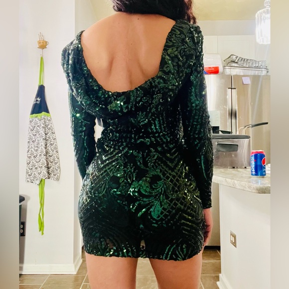 Windsor Hunter Green Long Sleeve Sequin Mini Dress - Picture 5 of 13
